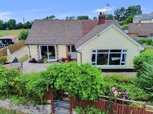 External- click for photo gallery